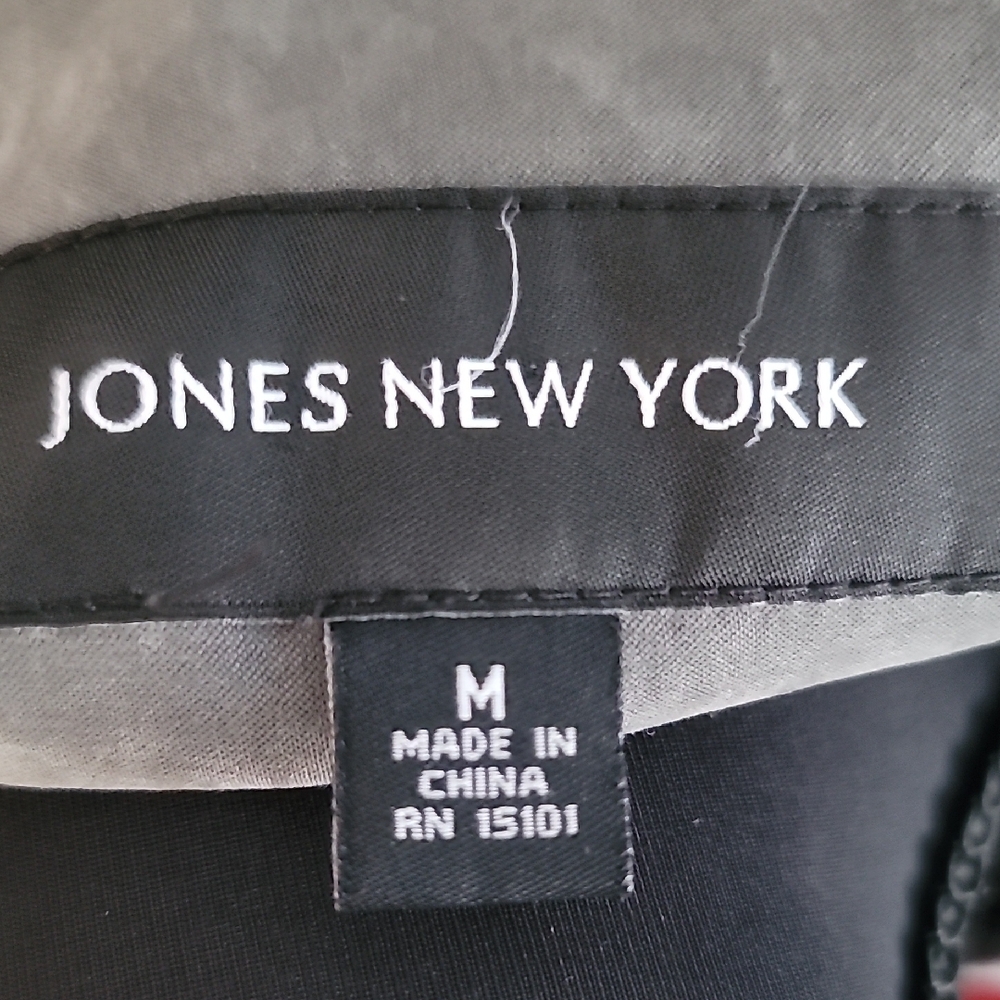 Jones New York Black Trench Coat with Belt - Picture 2 of 14